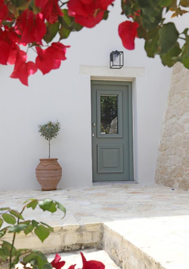 Amvikas Suites-Sitia Luaran gambar