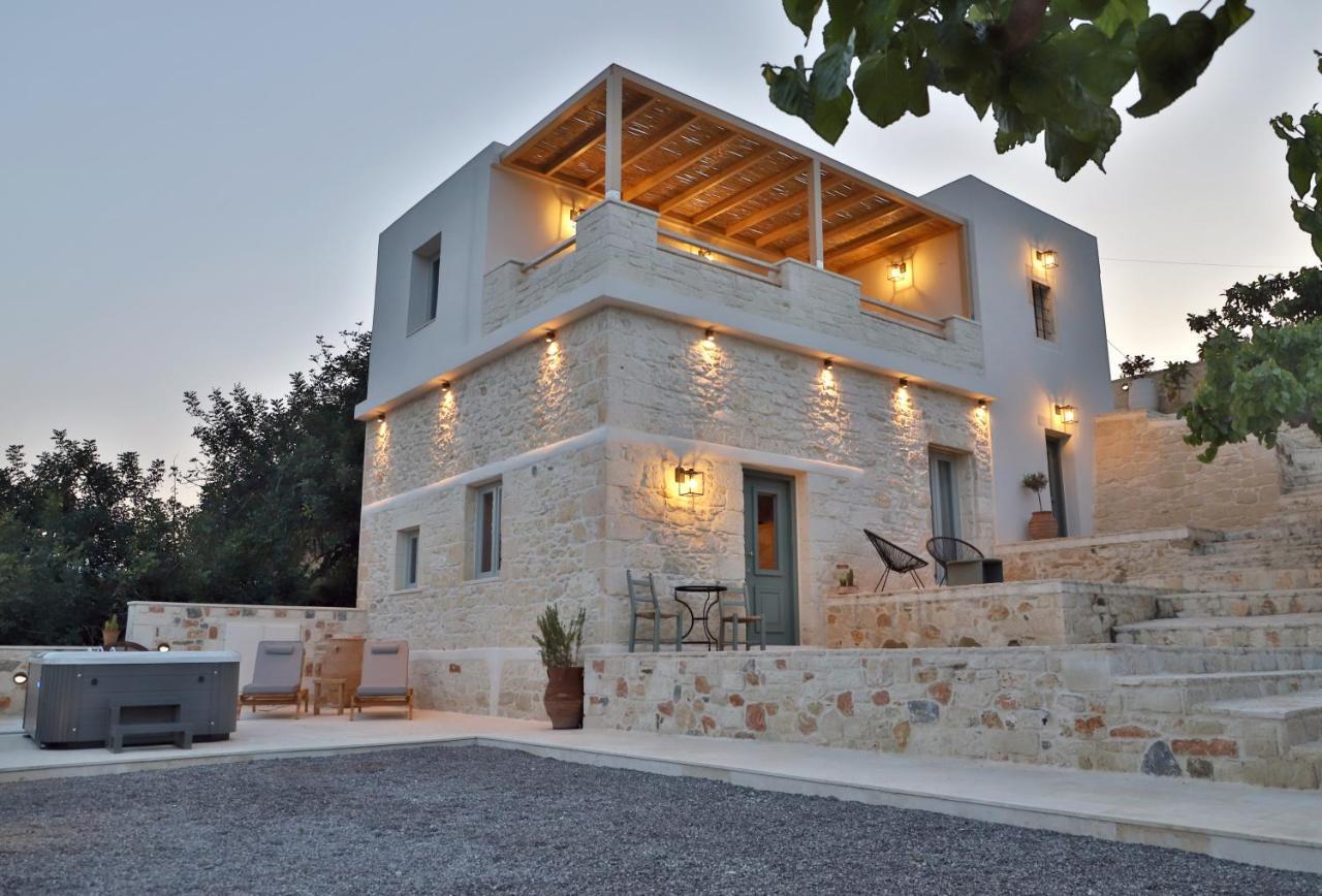 Amvikas Suites-Sitia Luaran gambar
