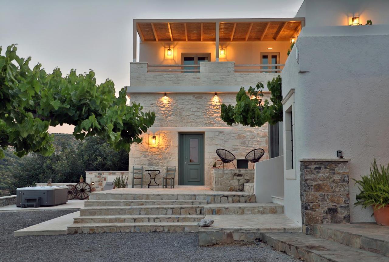 Amvikas Suites-Sitia Luaran gambar