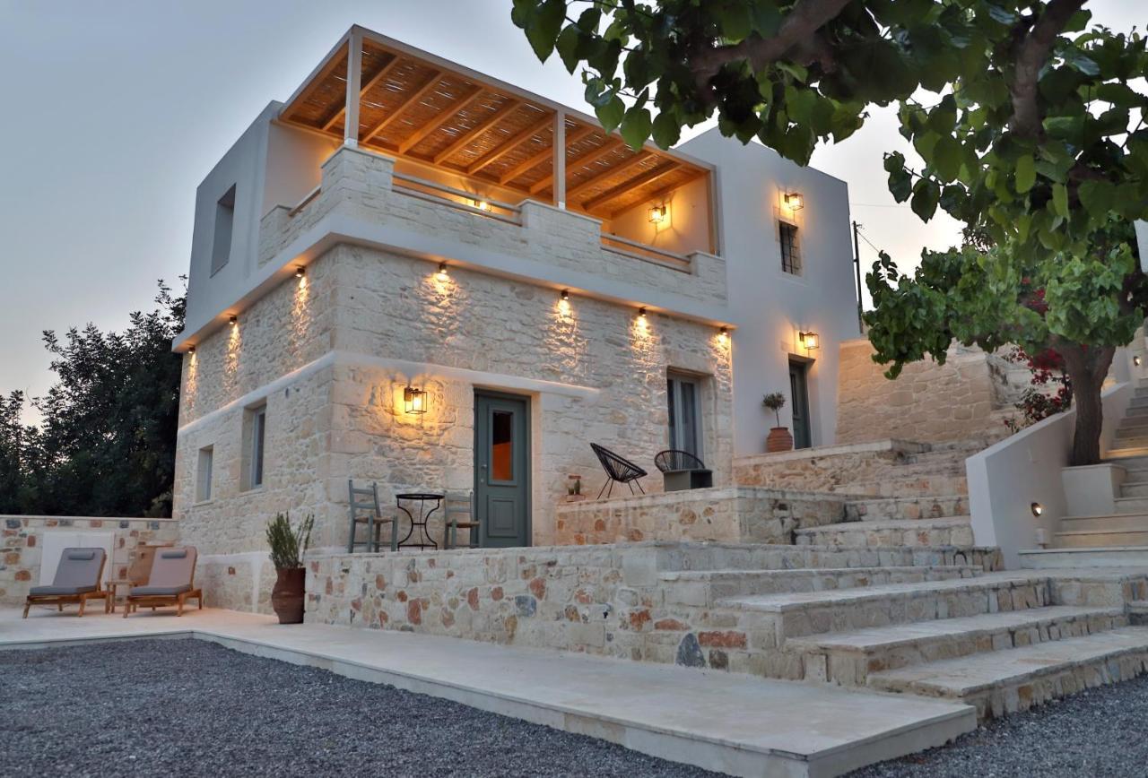 Amvikas Suites-Sitia Luaran gambar