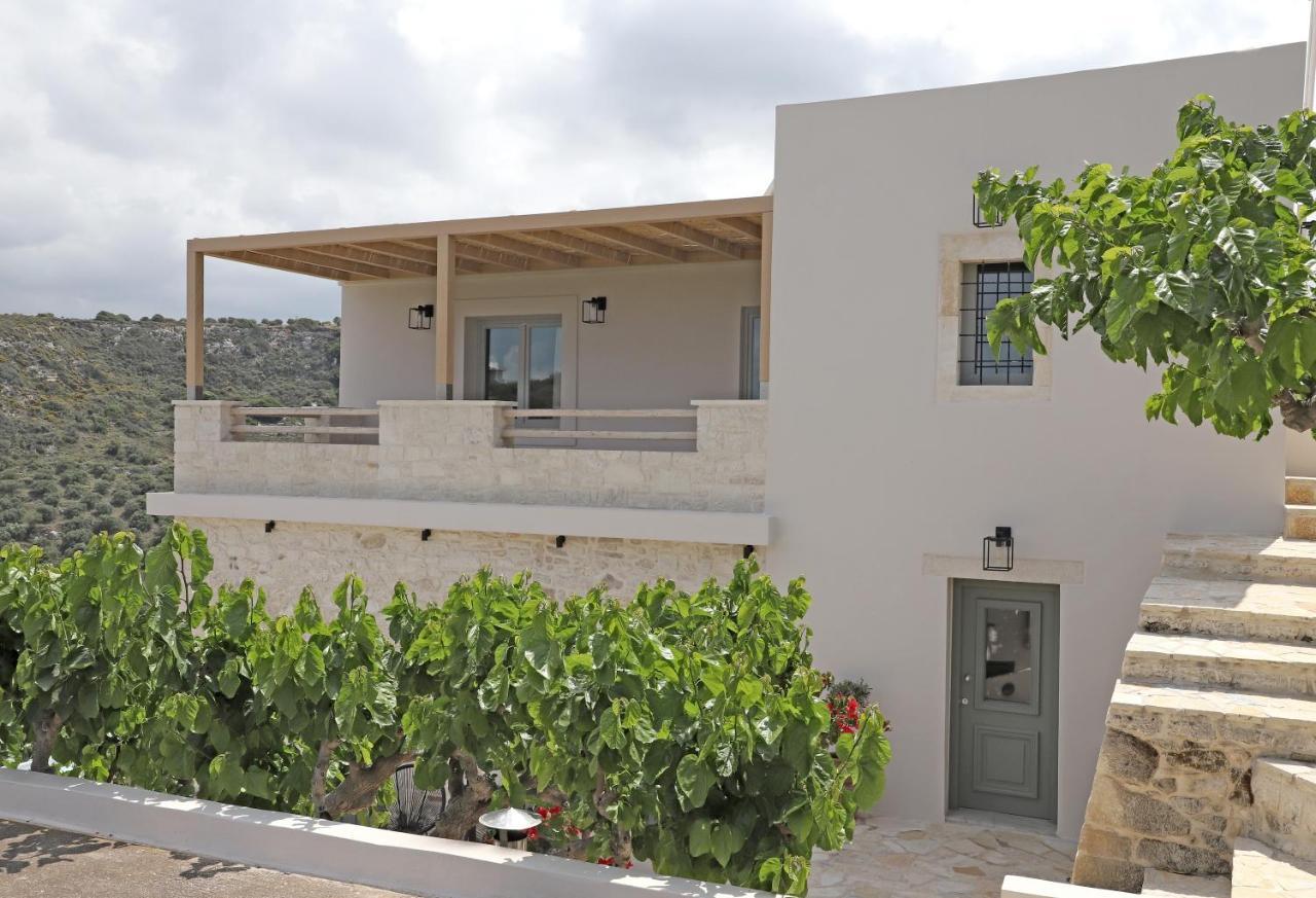 Amvikas Suites-Sitia Luaran gambar