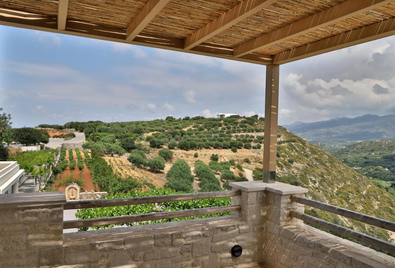 Amvikas Suites-Sitia Luaran gambar
