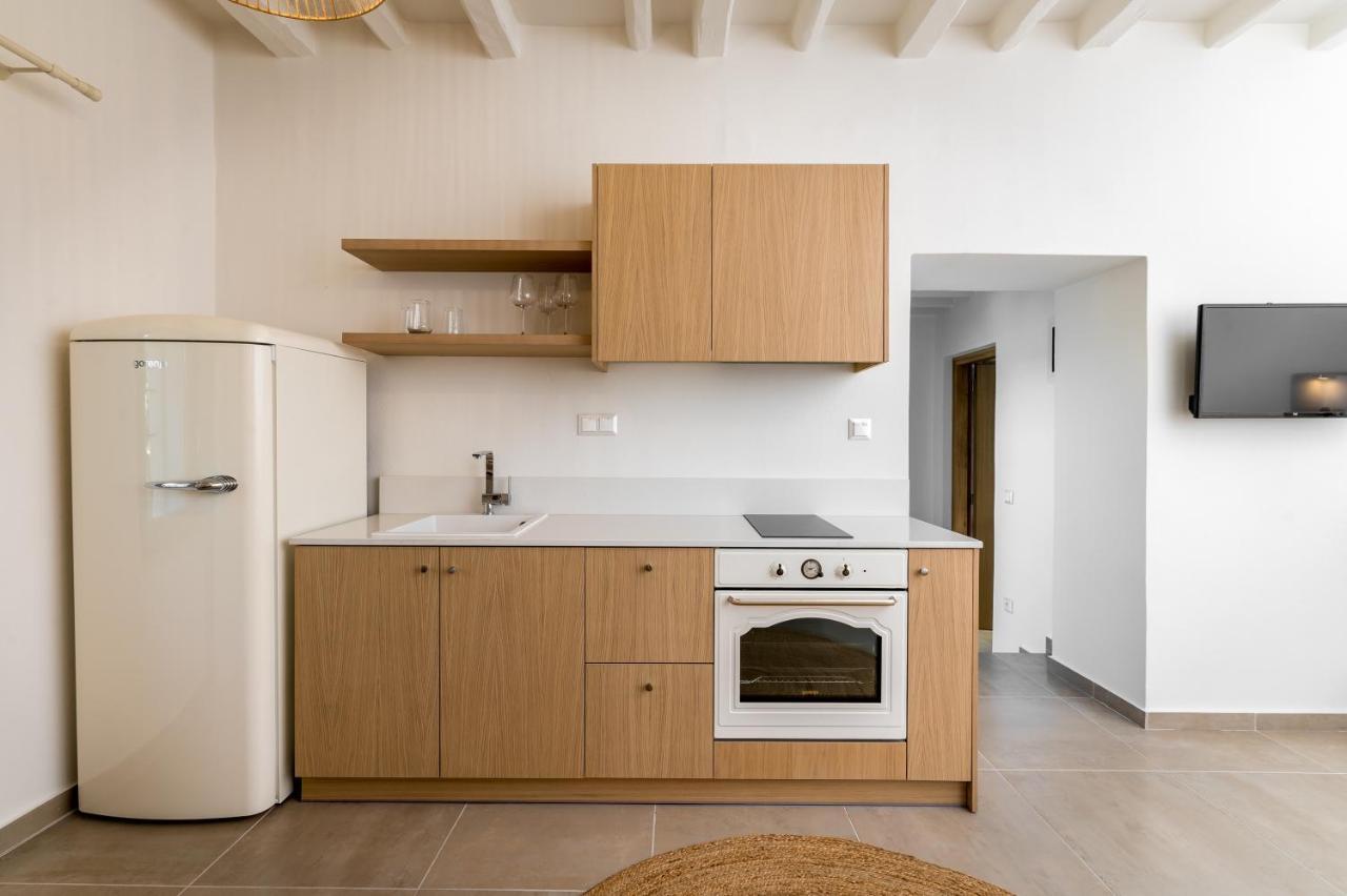 Amvikas Suites-Sitia Luaran gambar