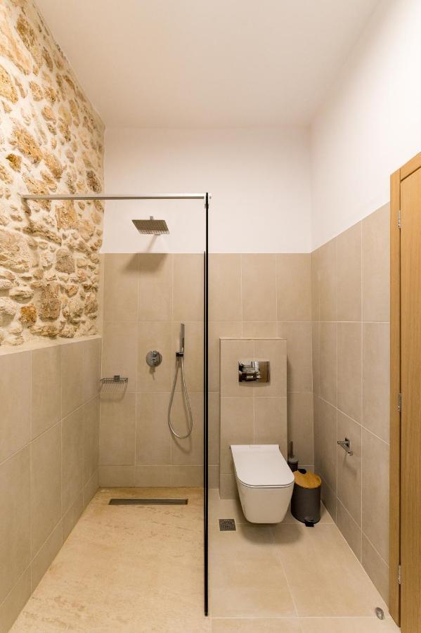 Amvikas Suites-Sitia Luaran gambar