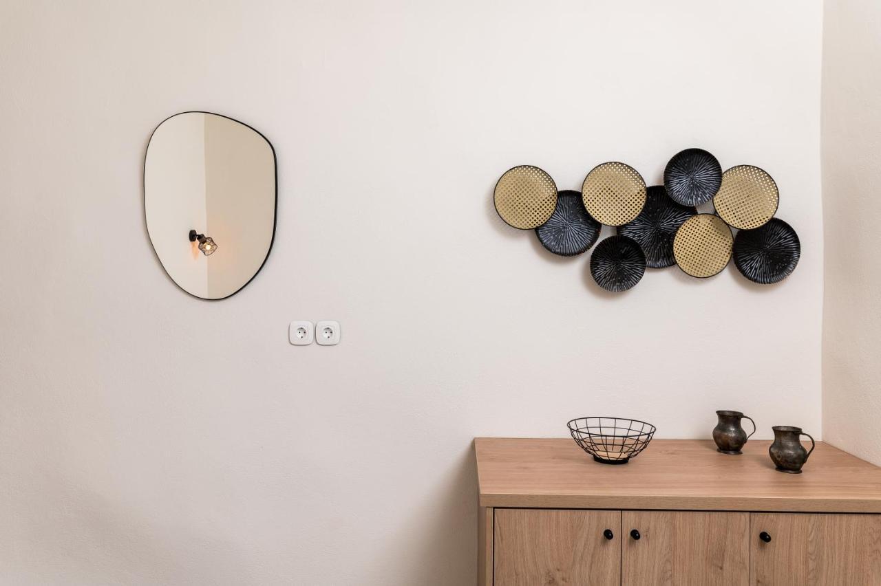 Amvikas Suites-Sitia Luaran gambar